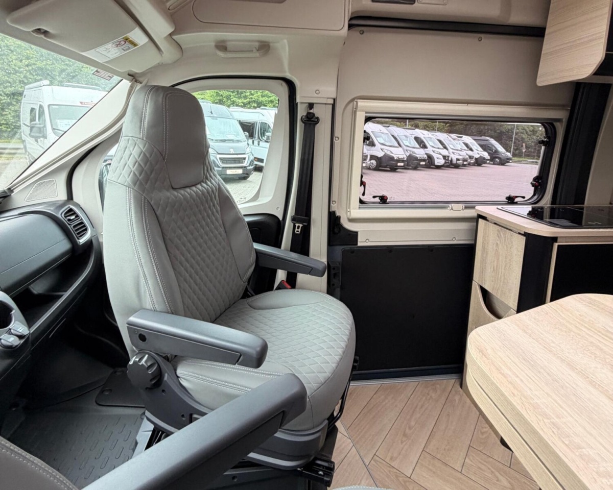 Challenger Bild 15