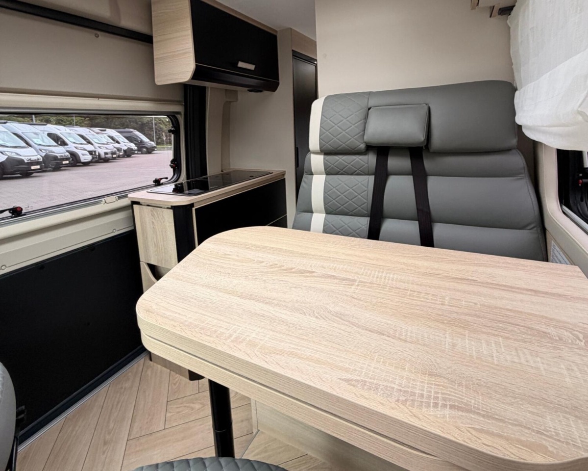 Challenger Bild 16
