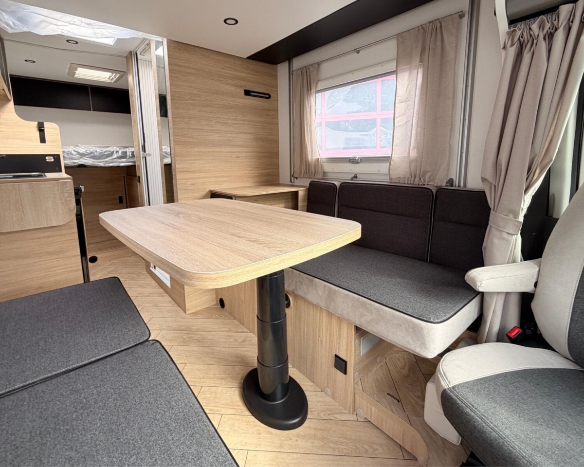 Challenger Bild 18