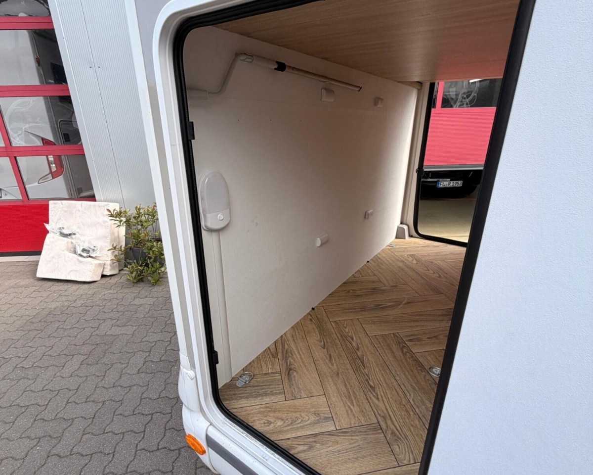 Challenger Bild 8