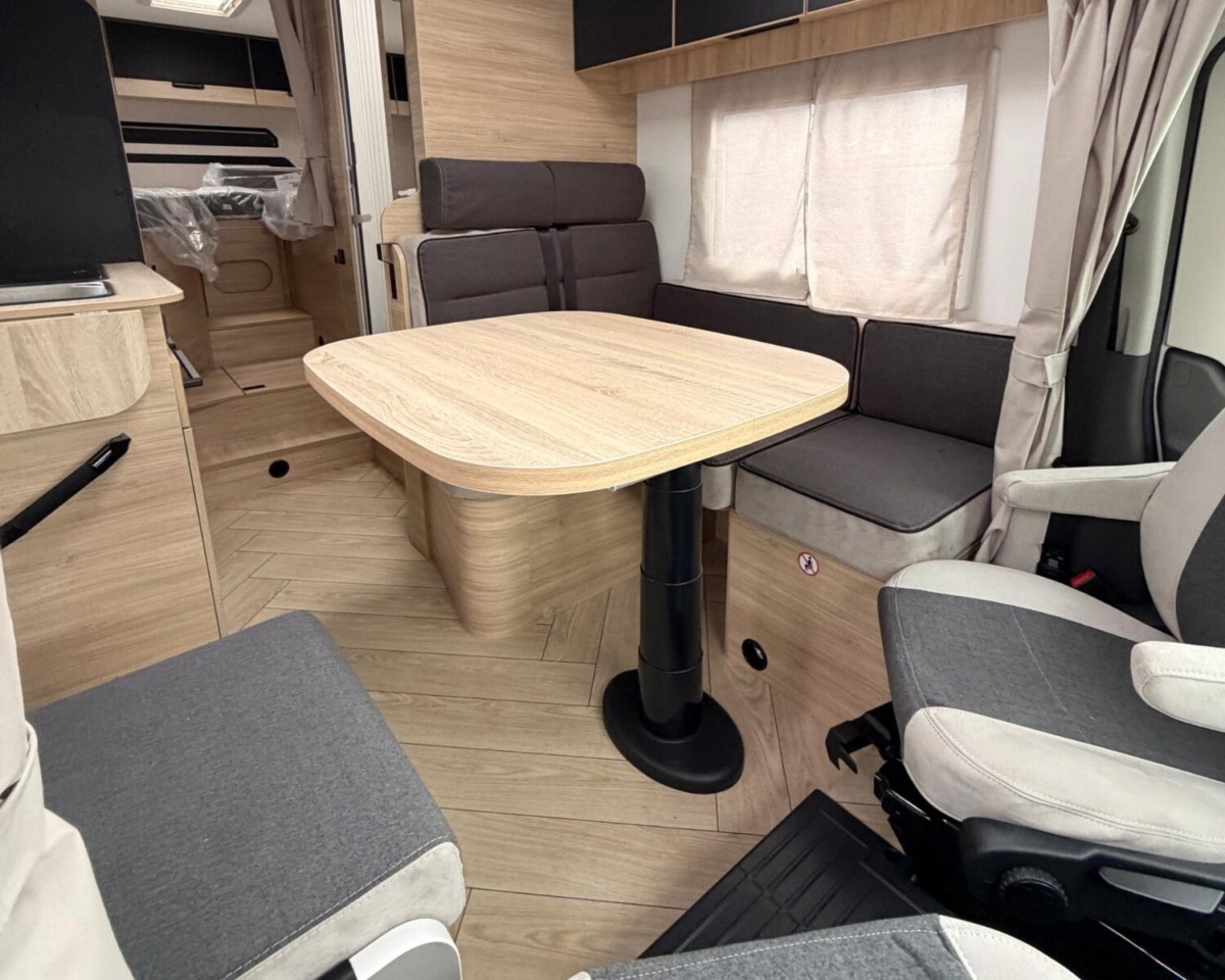 Challenger Bild 16