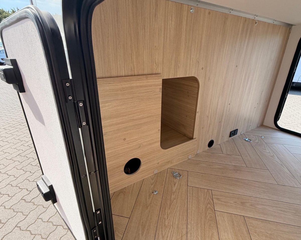 Challenger Bild 10