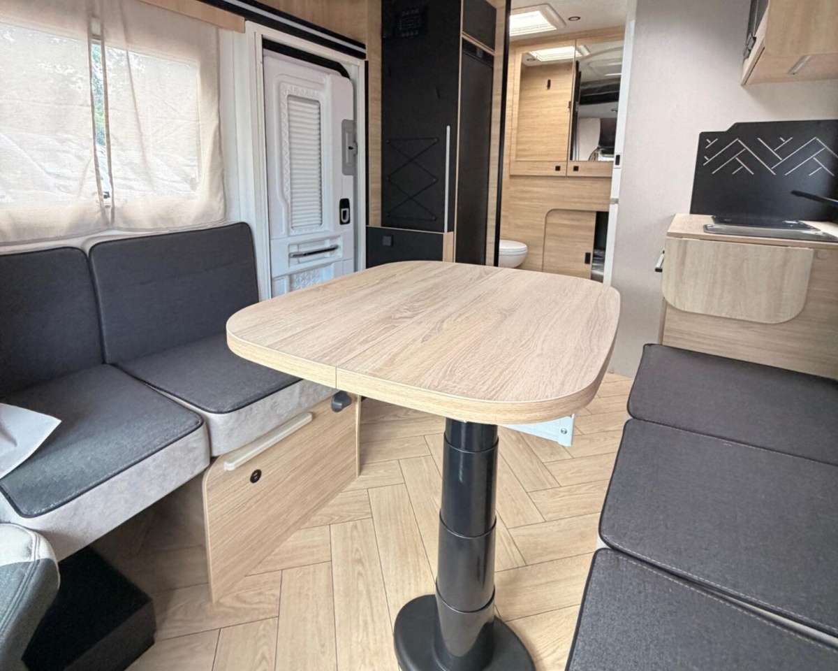 Challenger Bild 22