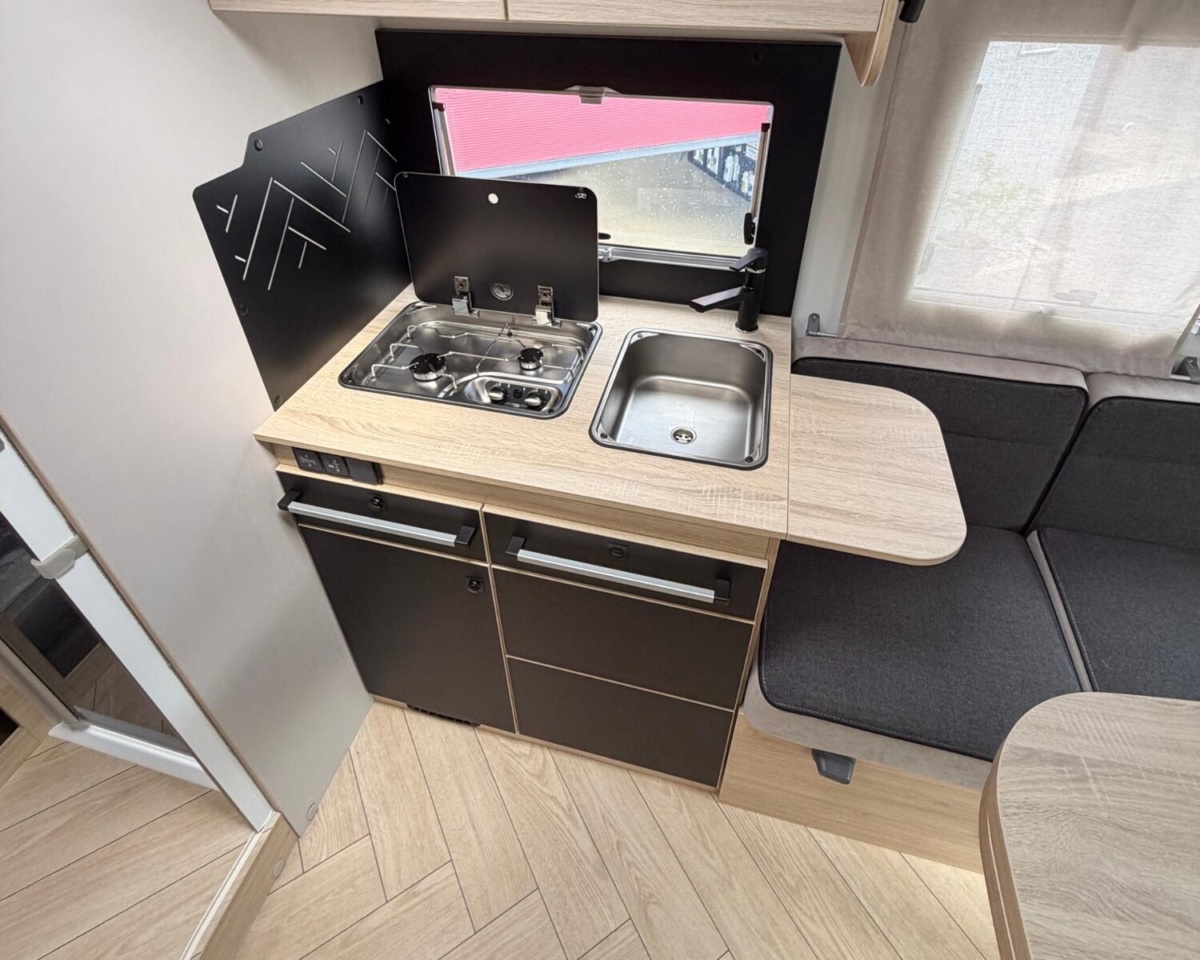 Challenger Bild 24