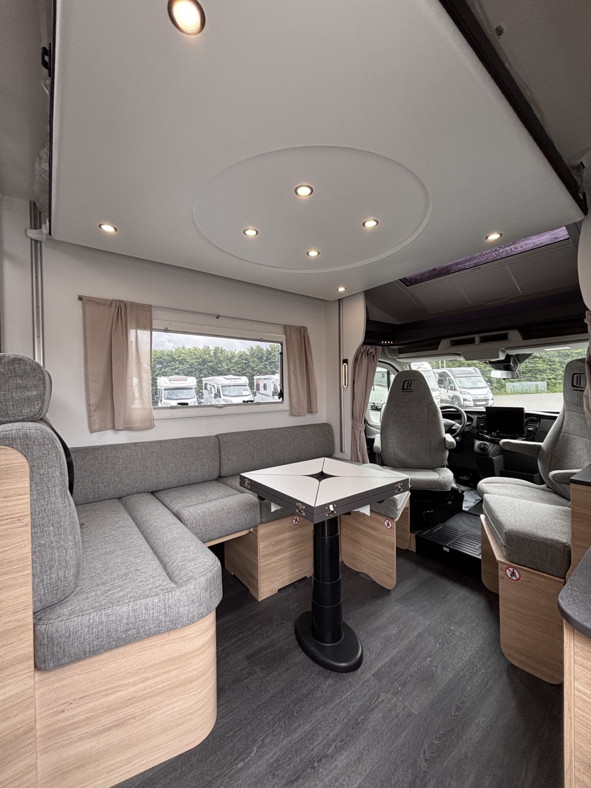 Challenger Bild 10