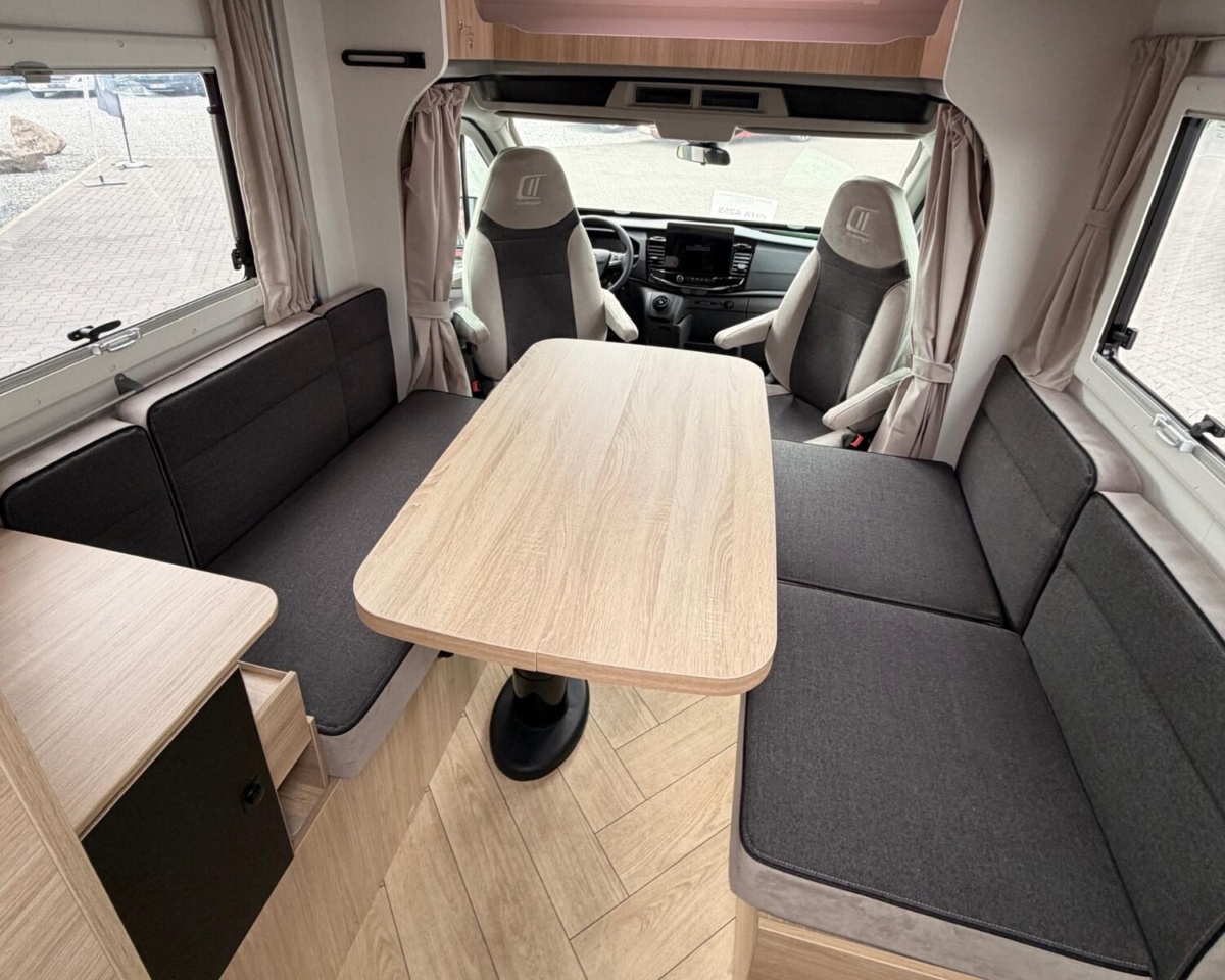 Challenger Bild 20