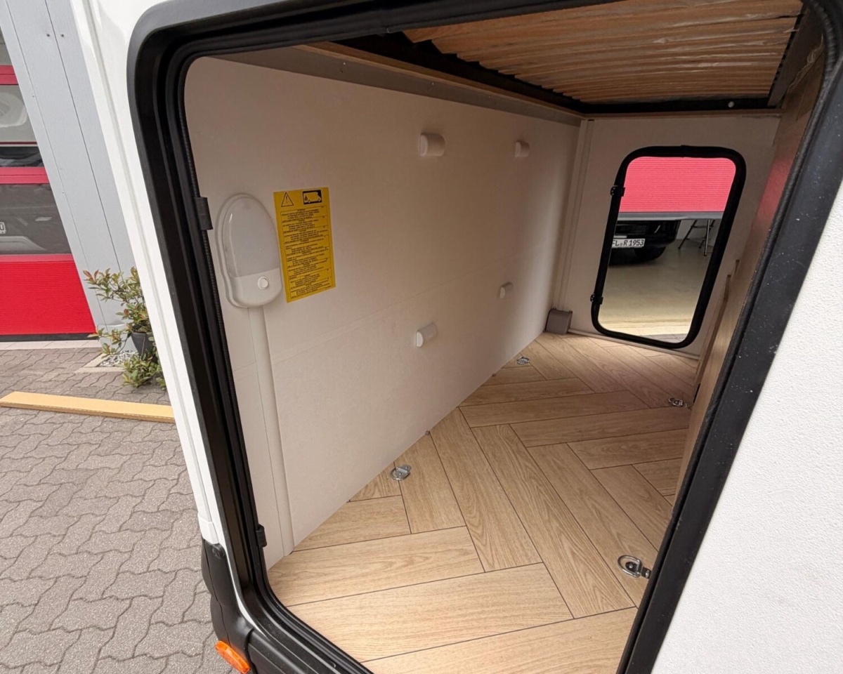 Challenger Bild 9