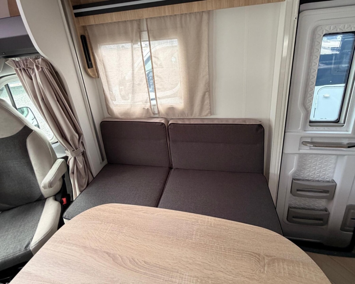 Challenger Bild 22