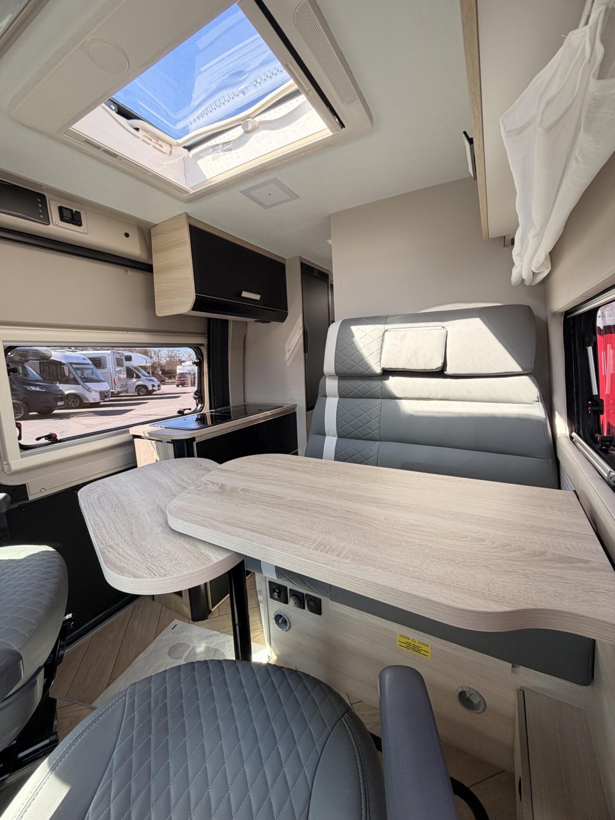 Challenger Bild 15