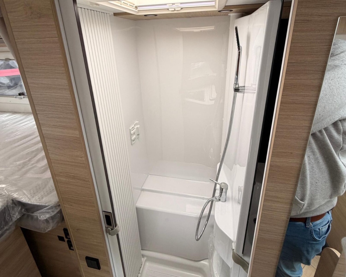 Challenger Bild 25