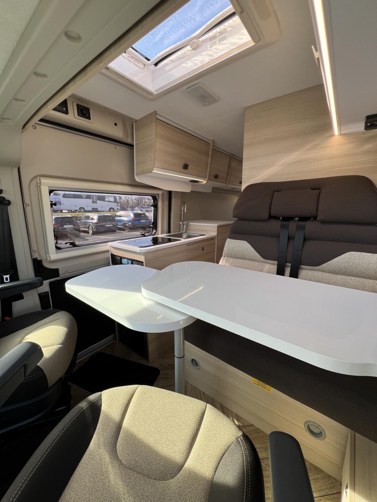 Challenger Bild 16